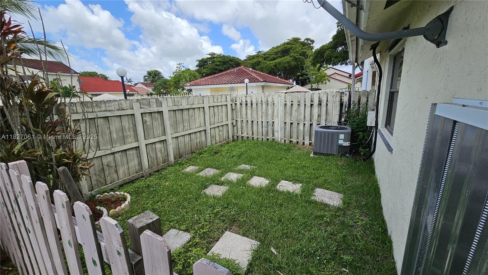 Real estate property located at 1105 San Remo Cir, Miami-dade, San Remo, Homestead, FL