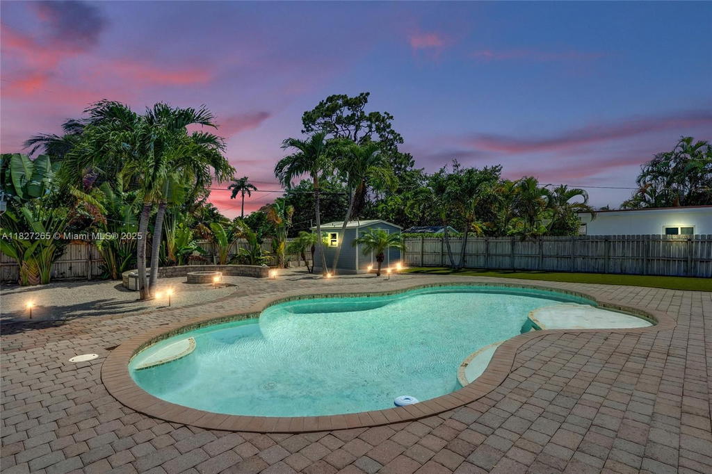 Real estate property located at 1555 35th St, Broward, Oakland Park Second Add, Oakland Park, FL