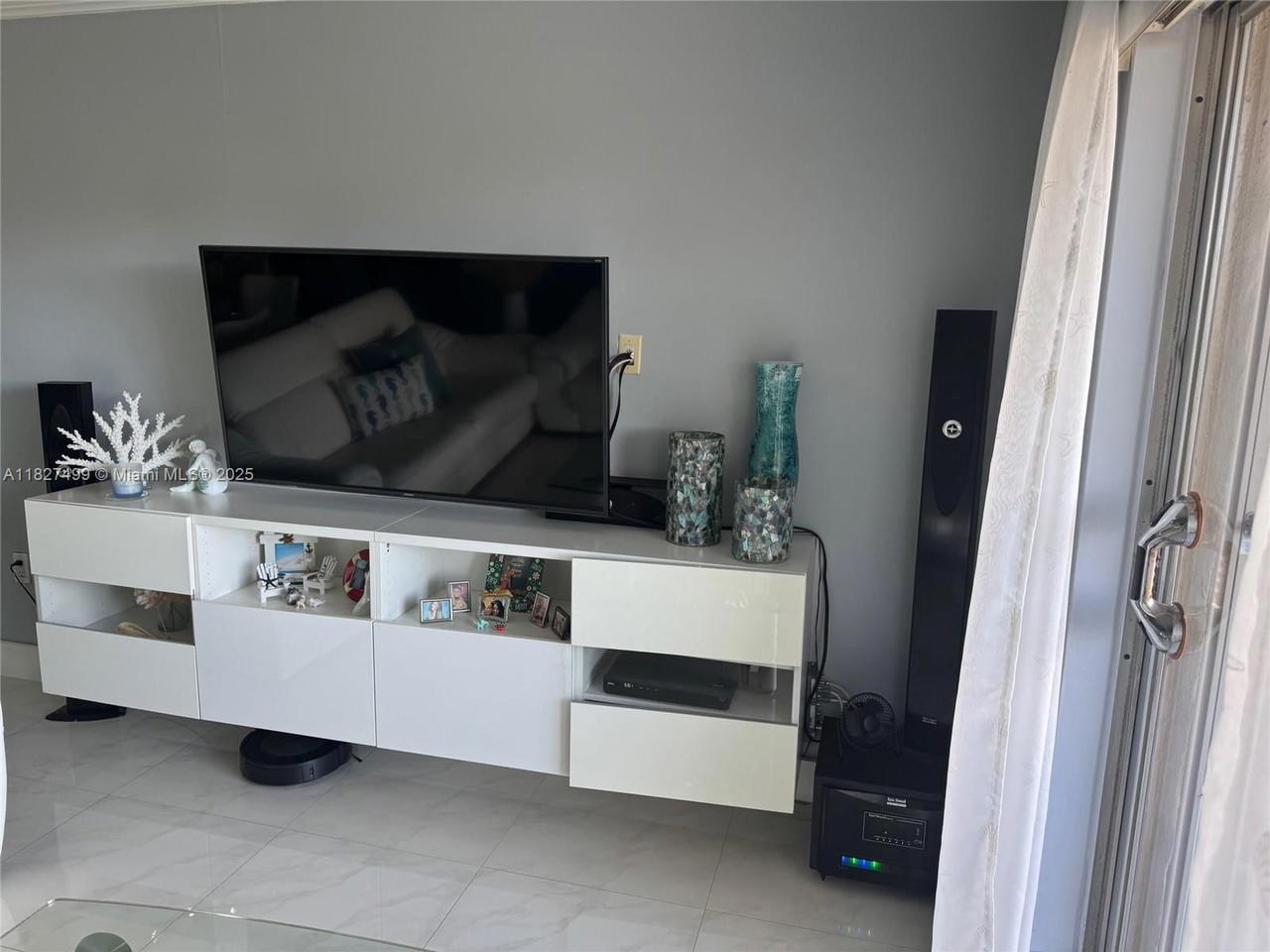 Real estate property located at 5199 7th St #607, Miami-dade, El Cid Condo, Miami, FL