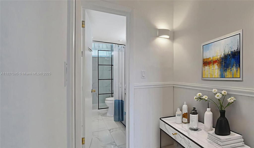 Real estate property located at 2905 Point East Dr L514, Miami-dade, Point East Sec Iii Condo, Aventura, FL