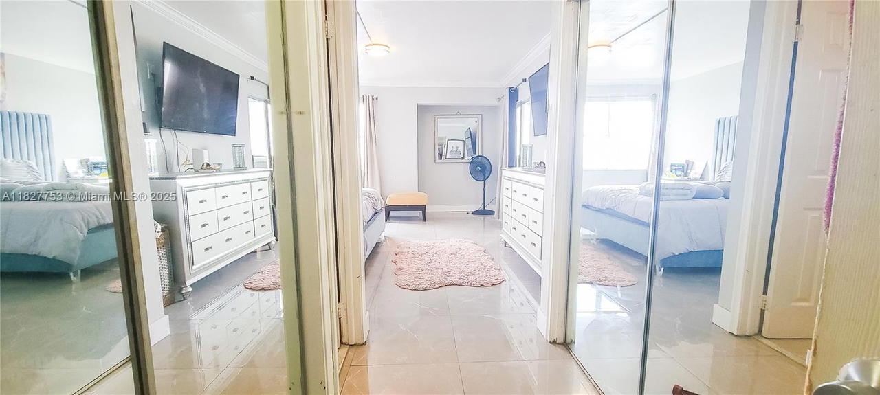 Real estate property located at 3301 Spanish Moss Ter #609, Broward, Lakes Of Inverrary Condo, Lauderhill, FL