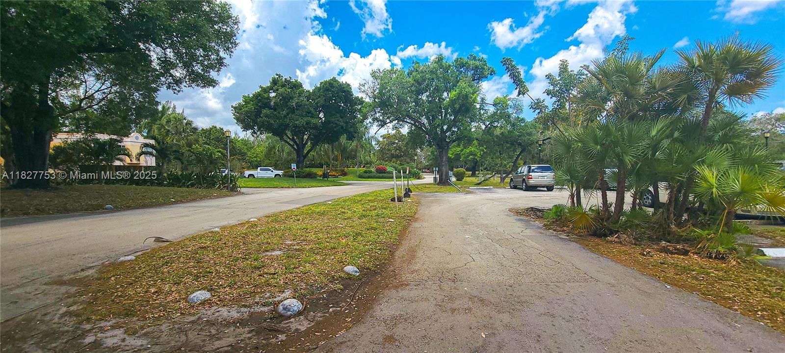Real estate property located at 3301 Spanish Moss Ter #609, Broward, Lakes Of Inverrary Condo, Lauderhill, FL