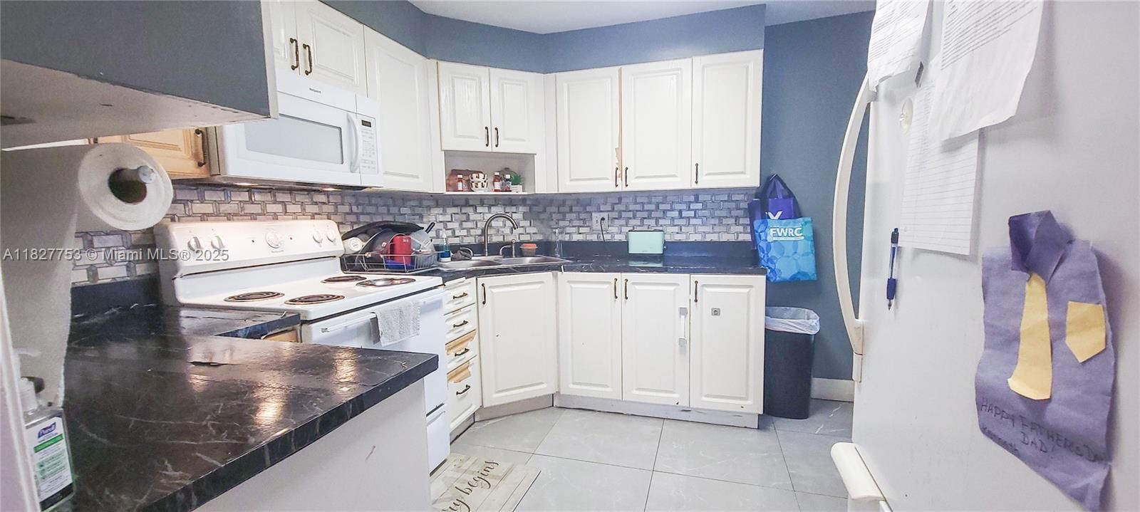 Real estate property located at 3301 Spanish Moss Ter #609, Broward, Lakes Of Inverrary Condo, Lauderhill, FL