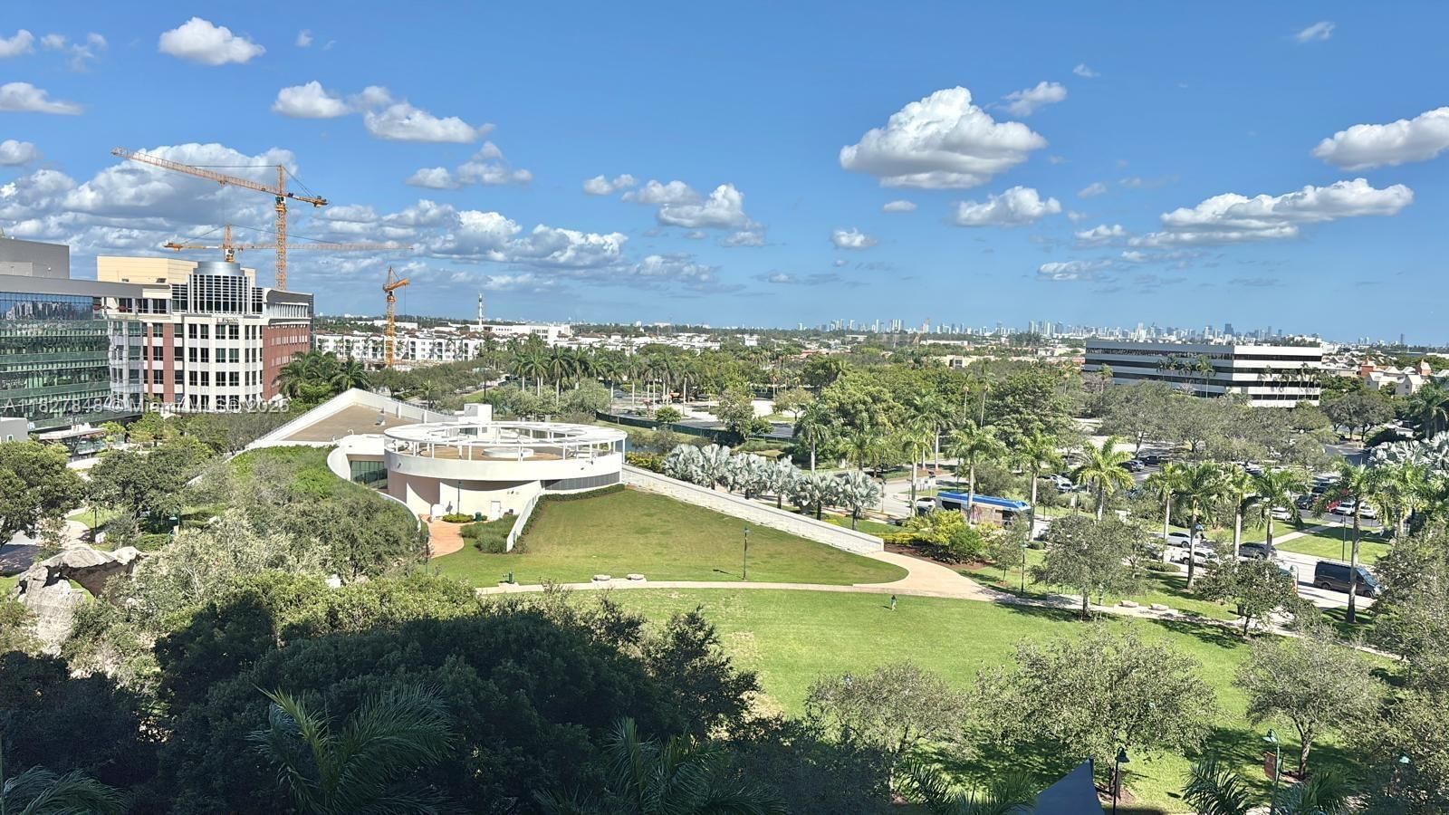 Real estate property located at 5350 84th Ave #711, Miami-dade, 5350 Park Condo, Doral, FL