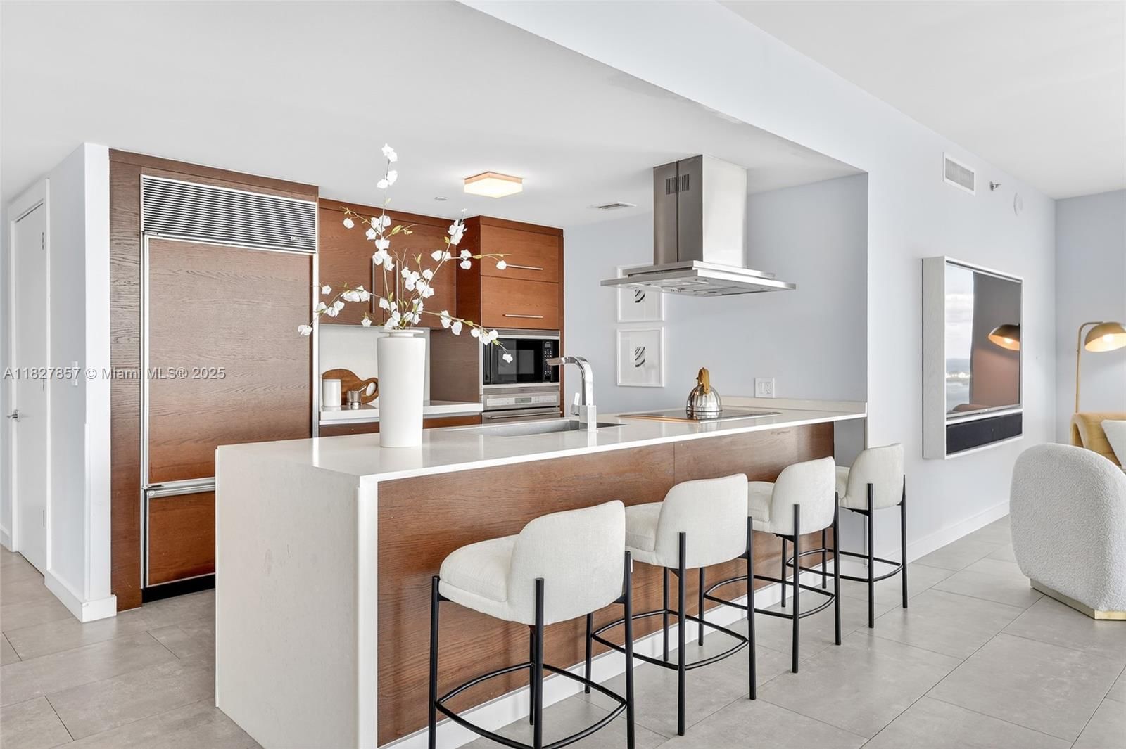 Real estate property located at 495 Brickell Ave #3901, Miami-dade, Icon Brickell No Two, Miami, FL