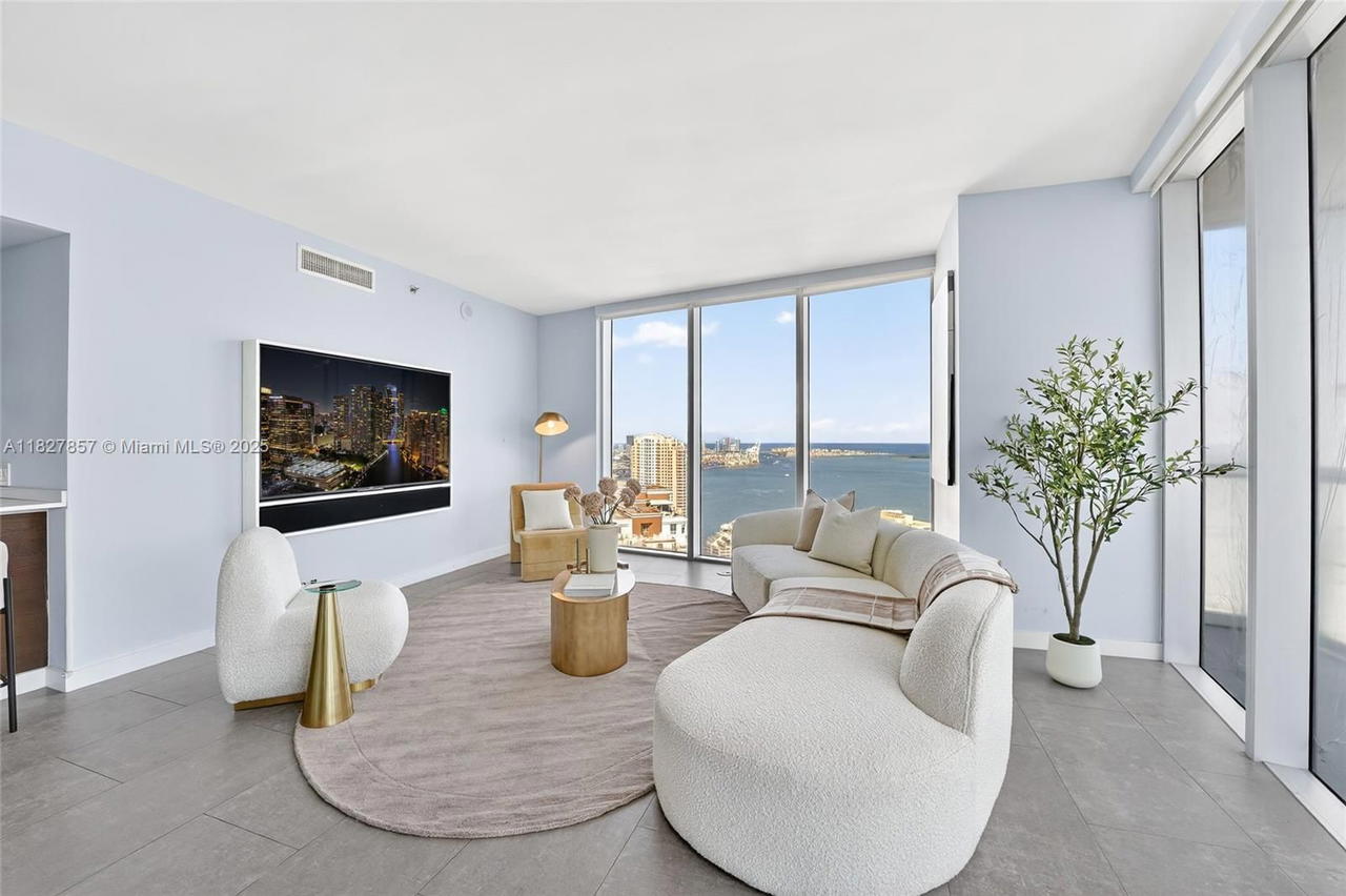Real estate property located at 495 Brickell Ave #3901, Miami-dade, Icon Brickell No Two, Miami, FL