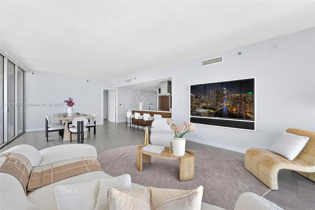 Real estate property located at 495 Brickell Ave #3901, Miami-dade, Icon Brickell No Two, Miami, FL