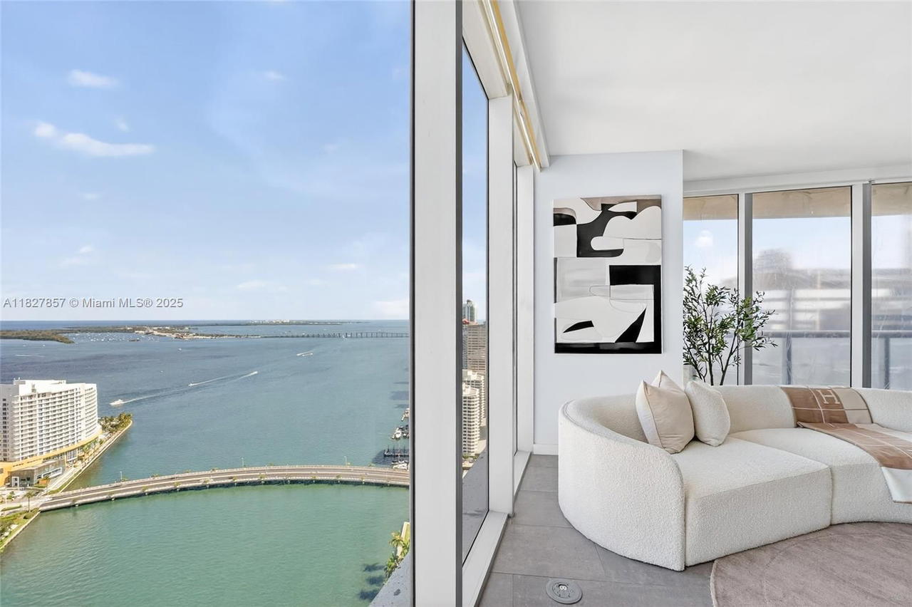 Real estate property located at 495 Brickell Ave #3901, Miami-dade, Icon Brickell No Two, Miami, FL