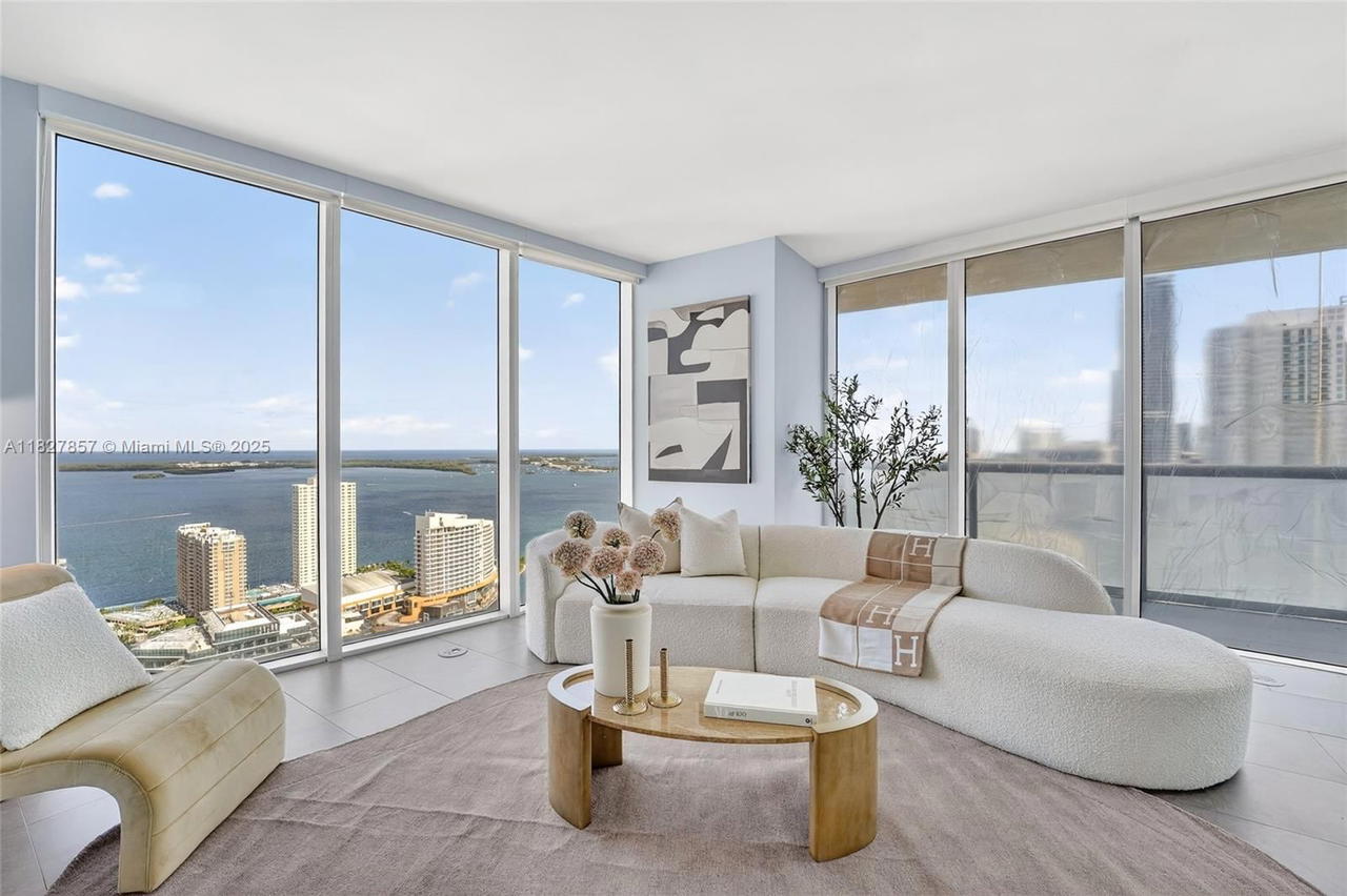 Real estate property located at 495 Brickell Ave #3901, Miami-dade, Icon Brickell No Two, Miami, FL