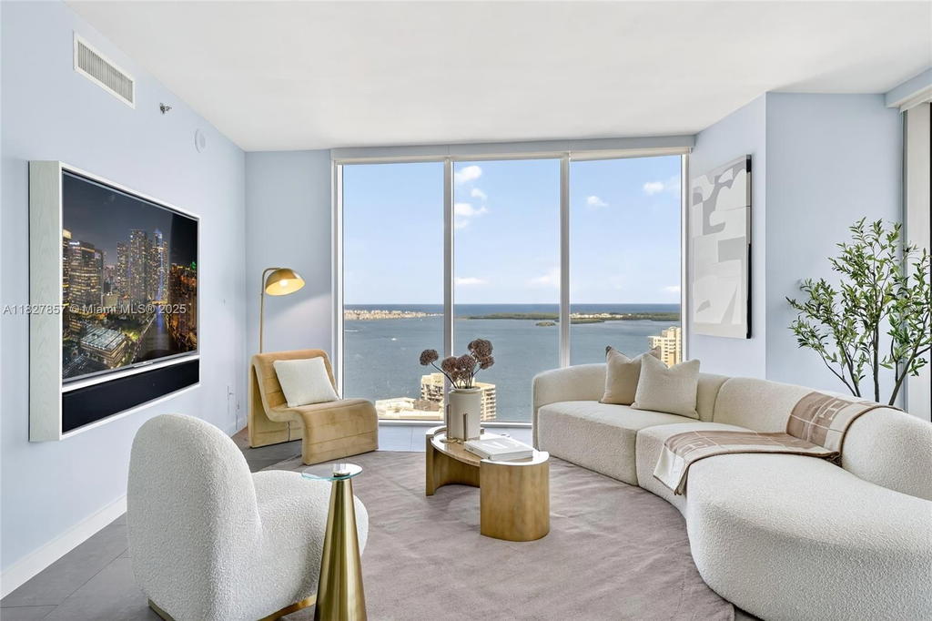 Real estate property located at 495 Brickell Ave #3901, Miami-dade, Icon Brickell No Two, Miami, FL