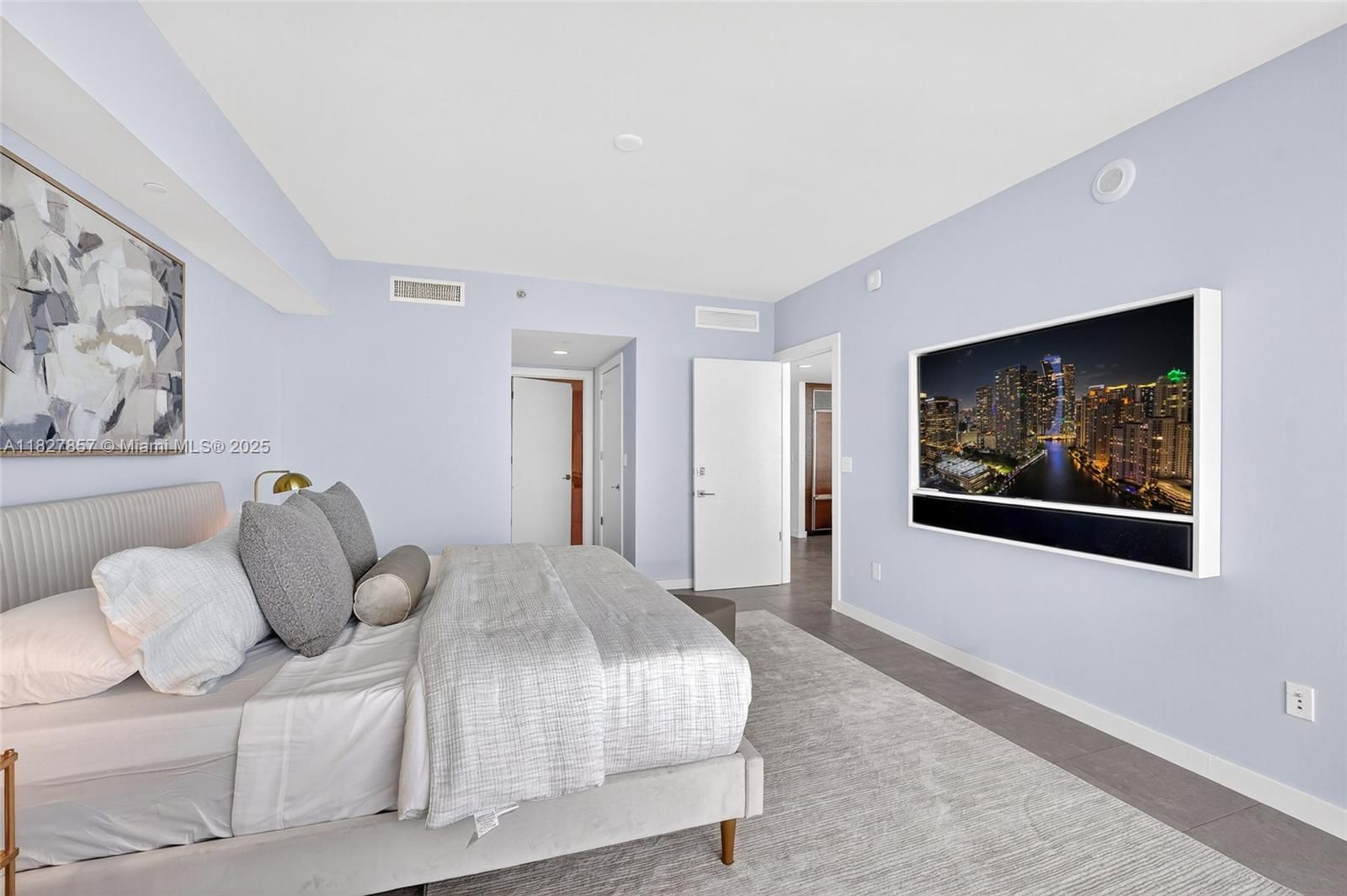 Real estate property located at 495 Brickell Ave #3901, Miami-dade, Icon Brickell No Two, Miami, FL