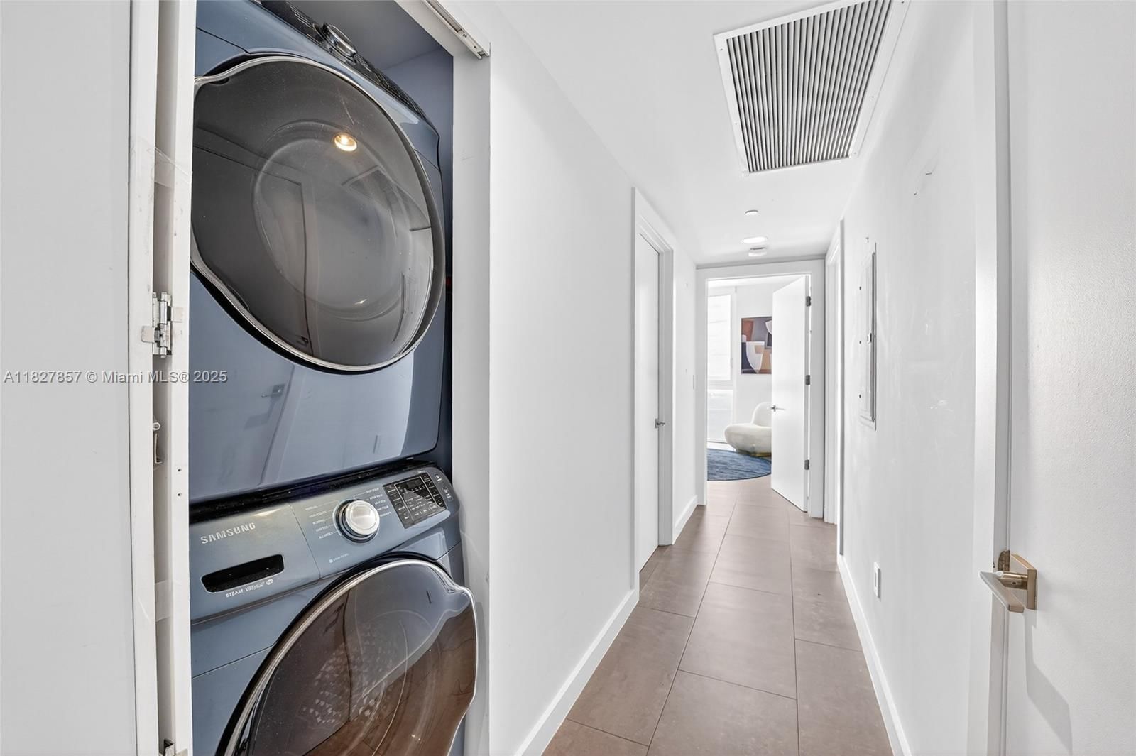 Real estate property located at 495 Brickell Ave #3901, Miami-dade, Icon Brickell No Two, Miami, FL