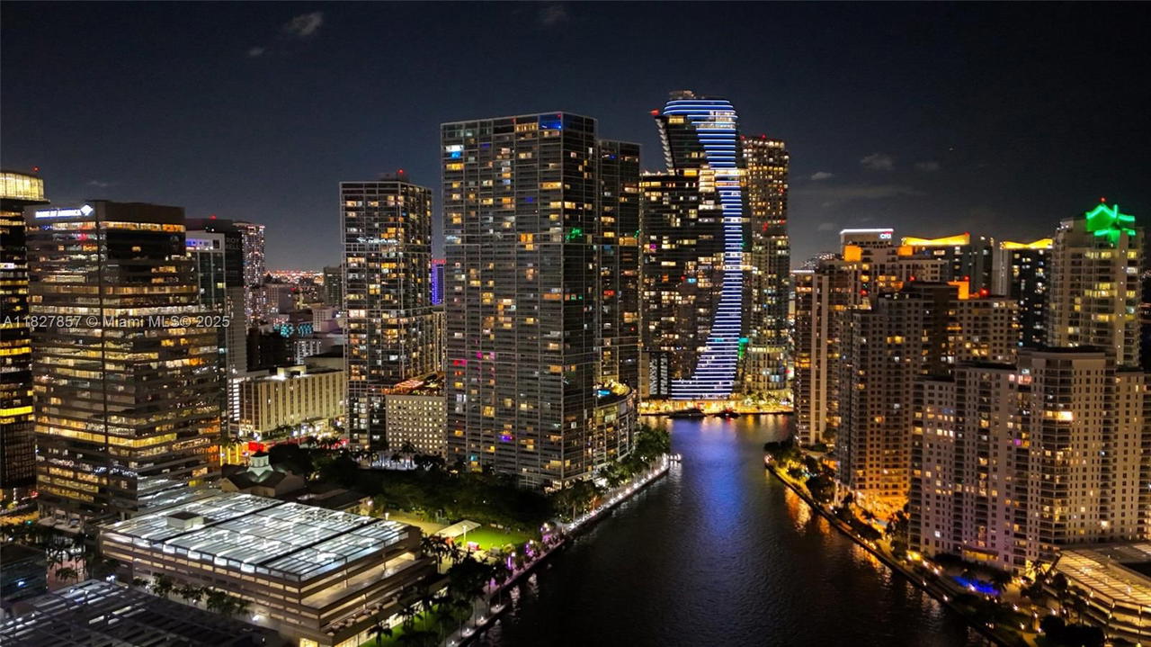 Real estate property located at 495 Brickell Ave #3901, Miami-dade, Icon Brickell No Two, Miami, FL