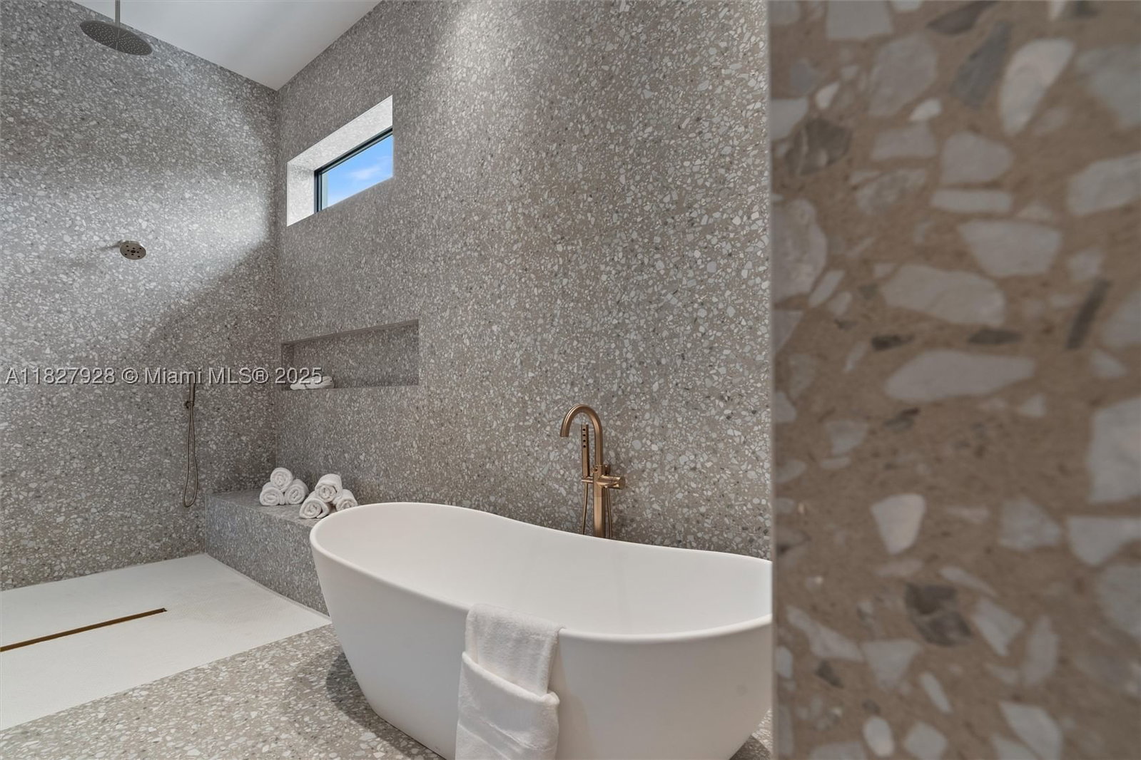 Real estate property located at 1520 149th Ter, Broward, Zona West, Davie, FL