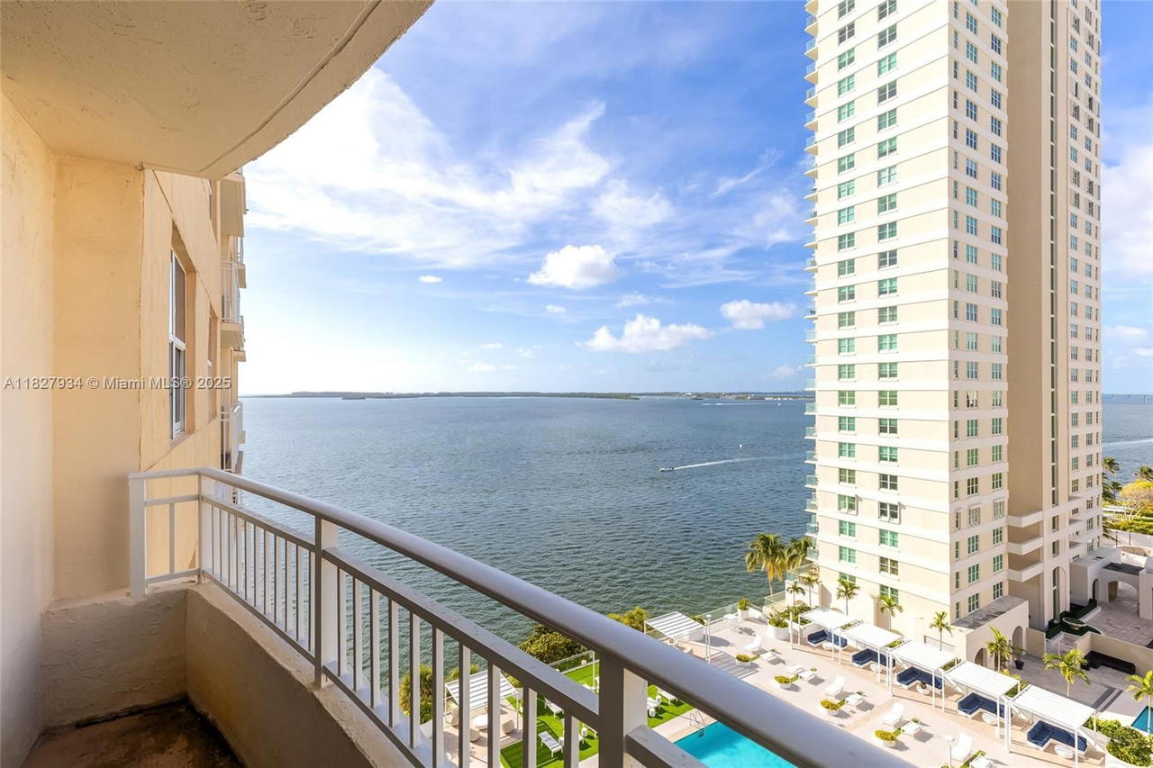 Real estate property located at 770 Claughton Island Dr #1210, Miami-dade, Isola Condo, Miami, FL