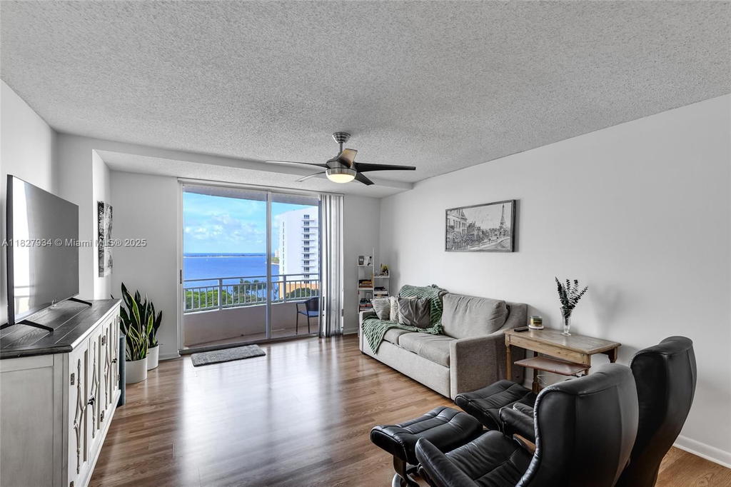 Real estate property located at 770 Claughton Island Dr #1210, Miami-dade, Isola Condo, Miami, FL
