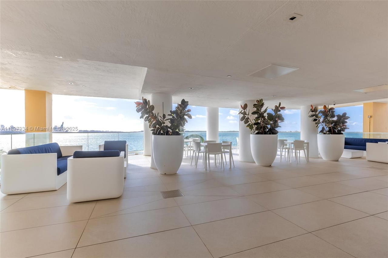 Real estate property located at 770 Claughton Island Dr #1210, Miami-dade, Isola Condo, Miami, FL