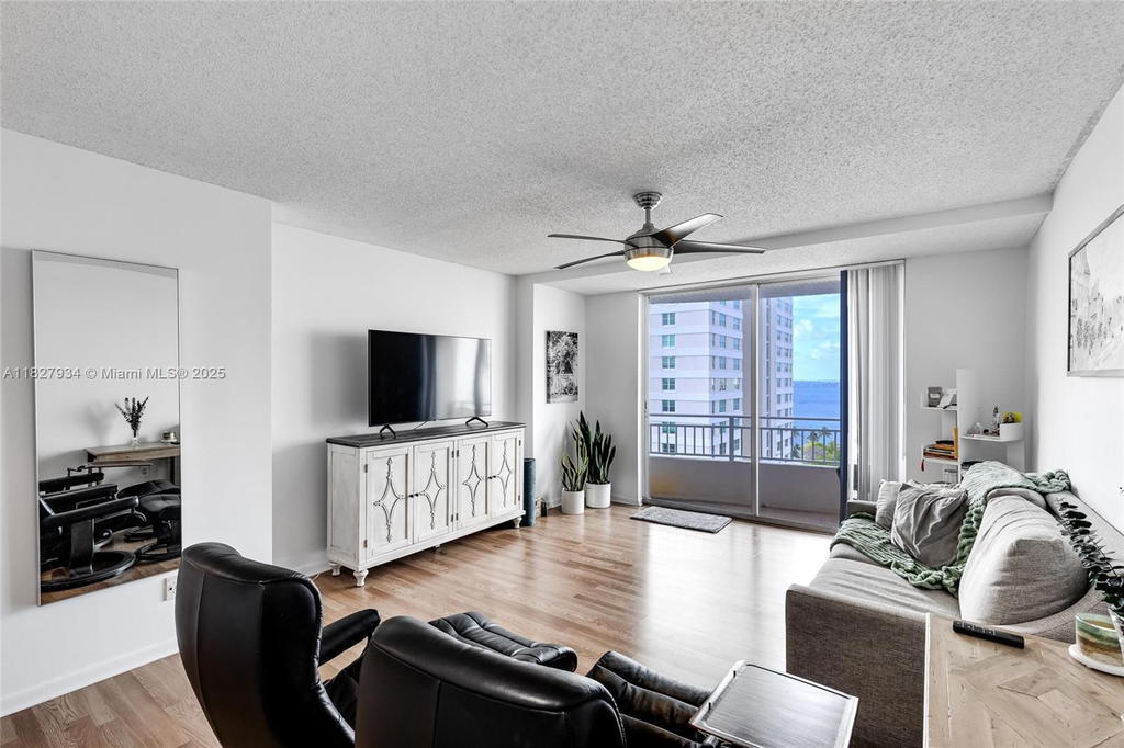 Real estate property located at 770 Claughton Island Dr #1210, Miami-dade, Isola Condo, Miami, FL