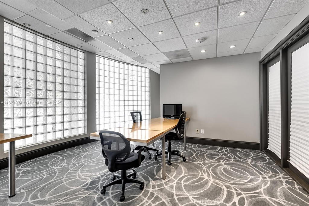 Real estate property located at 770 Claughton Island Dr #1210, Miami-dade, Isola Condo, Miami, FL