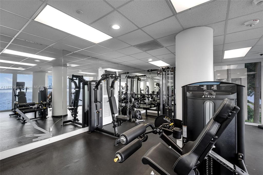 Real estate property located at 770 Claughton Island Dr #1210, Miami-dade, Isola Condo, Miami, FL