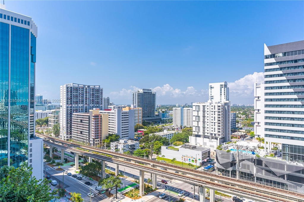 Real estate property located at 88 7th St #1008, Miami-dade, Rise Condo, Miami, FL