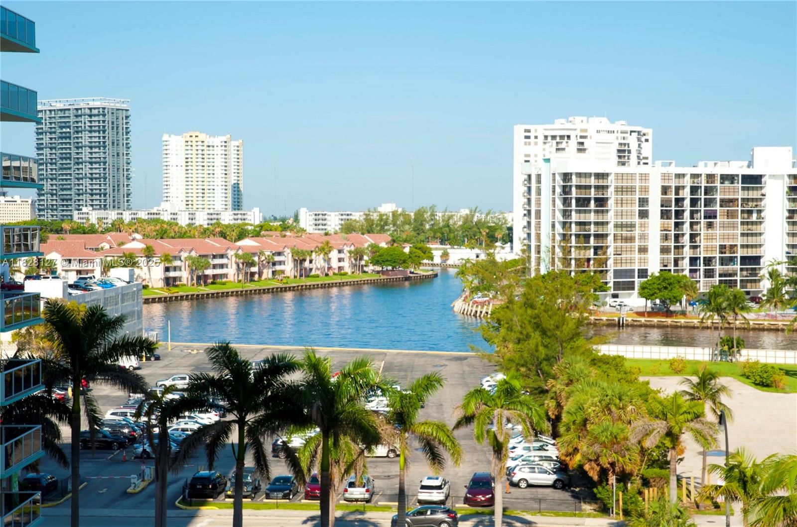 Real estate property located at 3725 Ocean Dr #717, Broward, Sea Air Towers Condo, Hollywood, FL