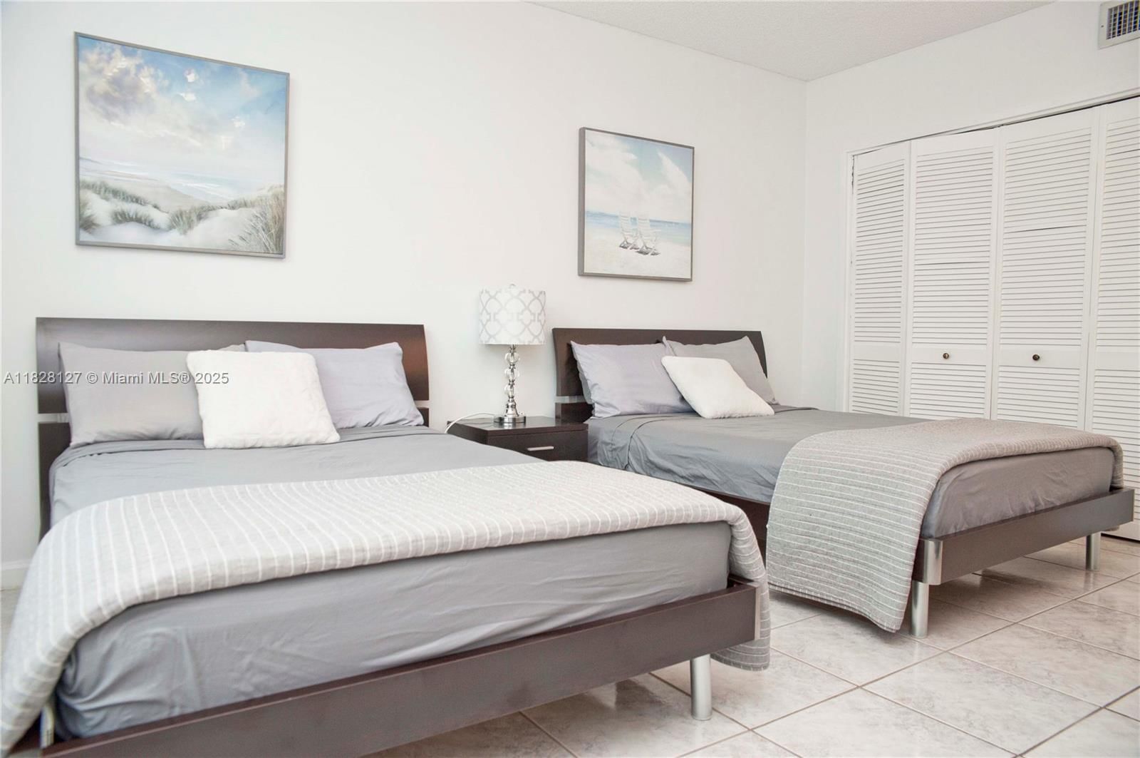 Real estate property located at 3725 Ocean Dr #717, Broward, Sea Air Towers Condo, Hollywood, FL