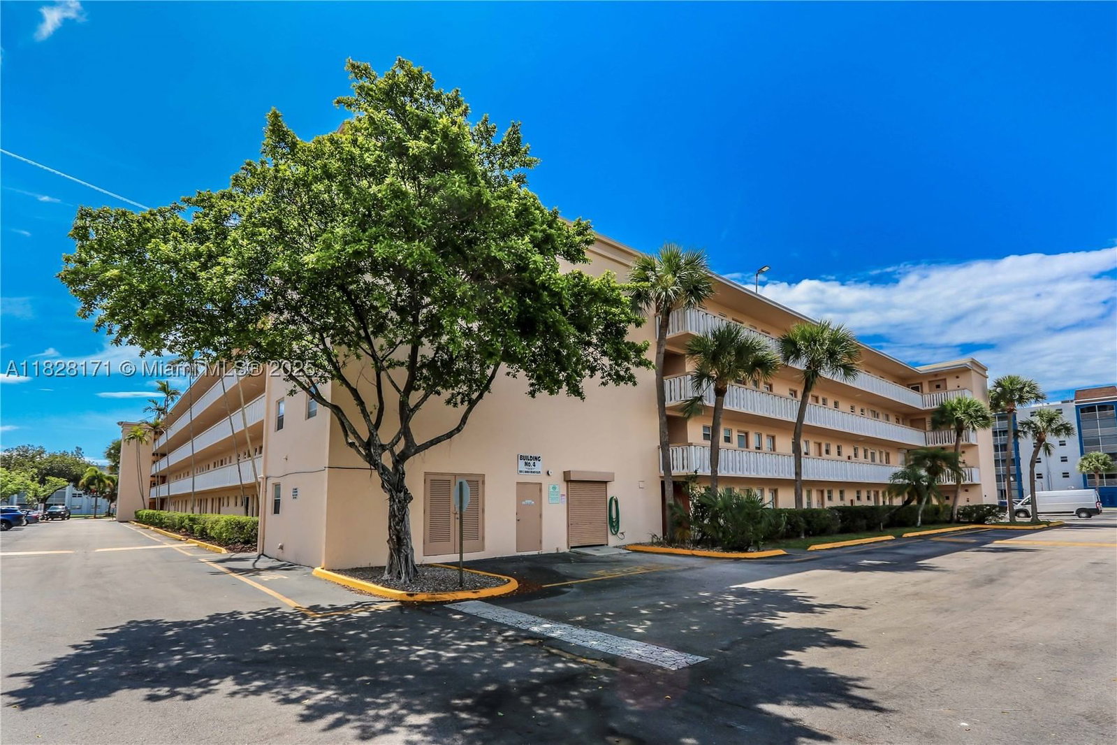 Real estate property located at 505 Dania Beach Blvd #4-3G, Broward, Danians South Condo, Dania Beach, FL