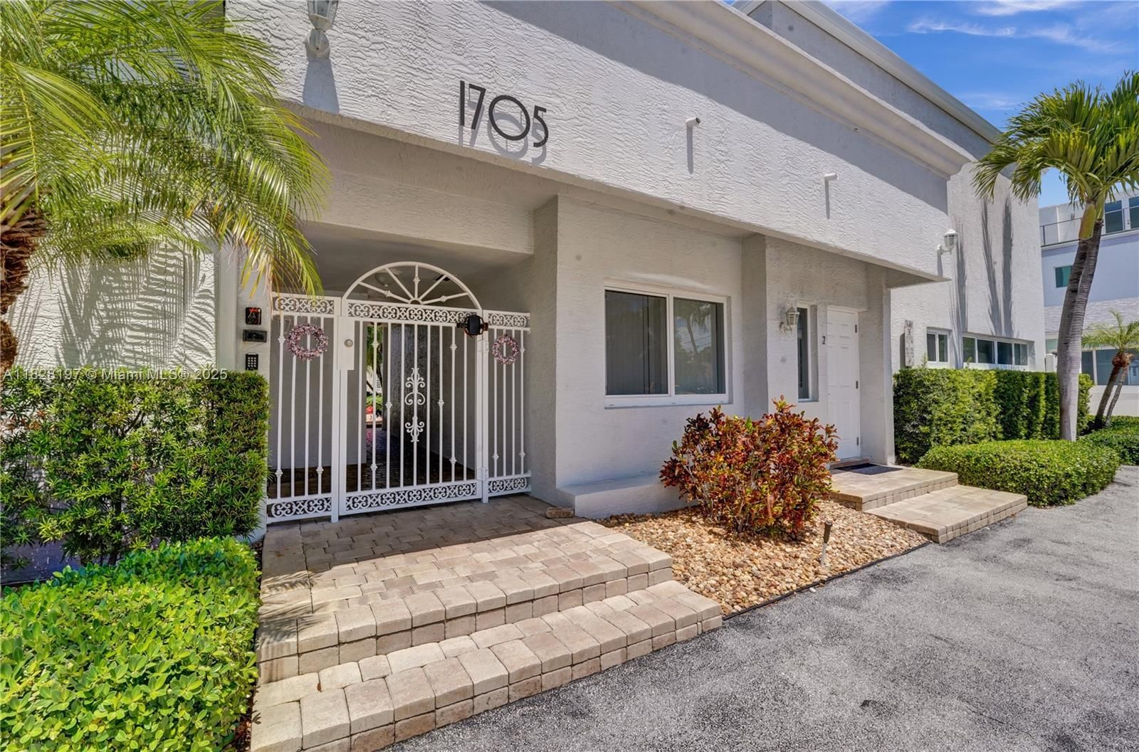 Real estate property located at 1705 Riverside Dr #1, Broward, Acqua Camino Condo, Pompano Beach, FL
