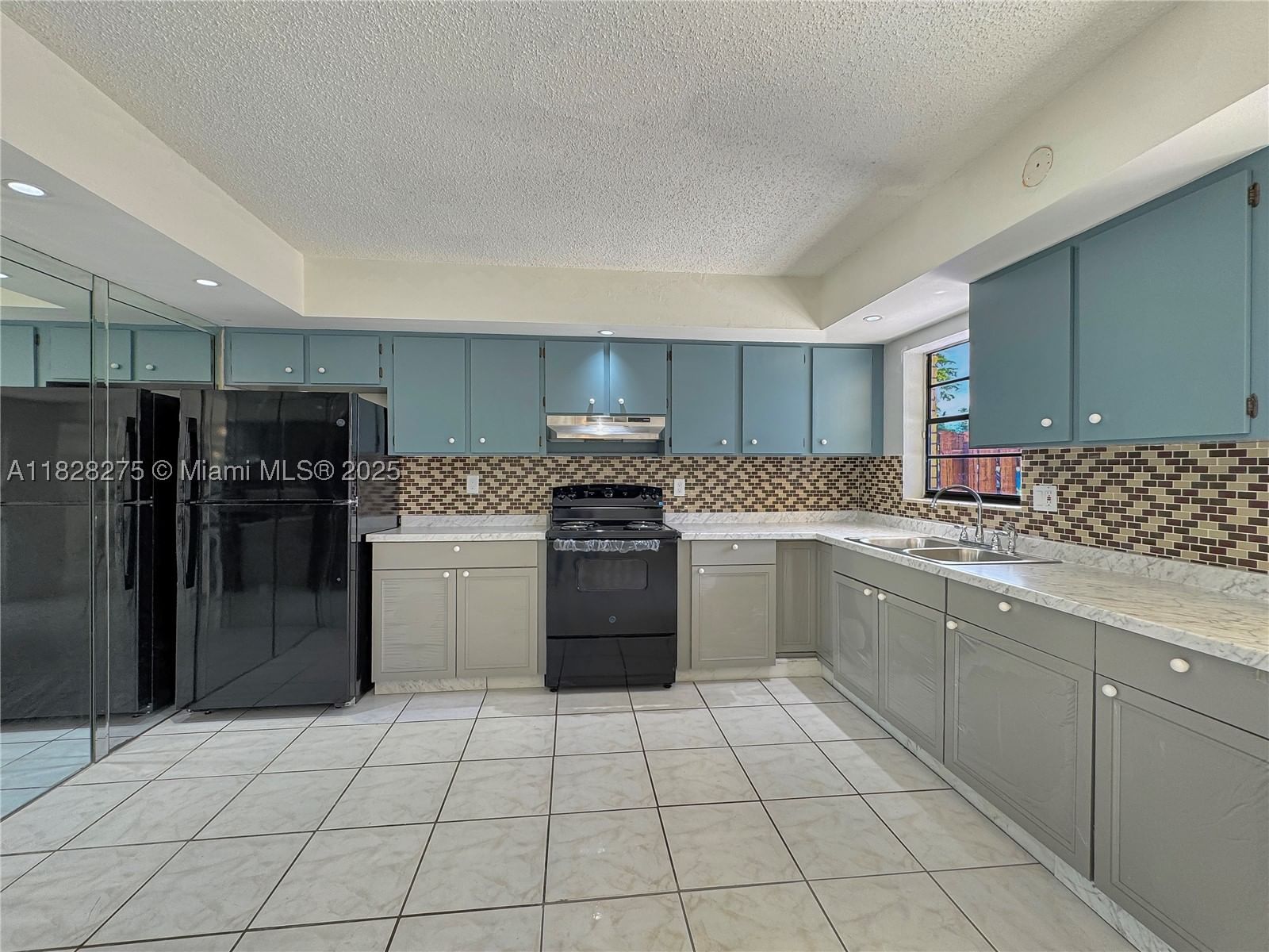 Real estate property located at 8103 24th St, Broward, Bay Tree Patio Homes Cond, North Lauderdale, FL