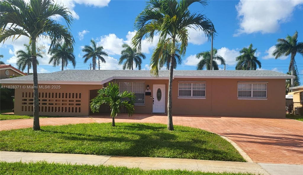 Real estate property located at 6901 1st Ct, Broward, Boulevard Heights Sec Ten, Pembroke Pines, FL