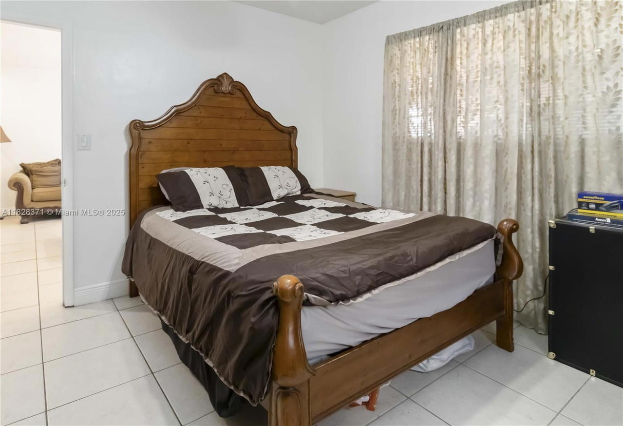 Real estate property located at 6901 1st Ct, Broward, Boulevard Heights Sec Ten, Pembroke Pines, FL