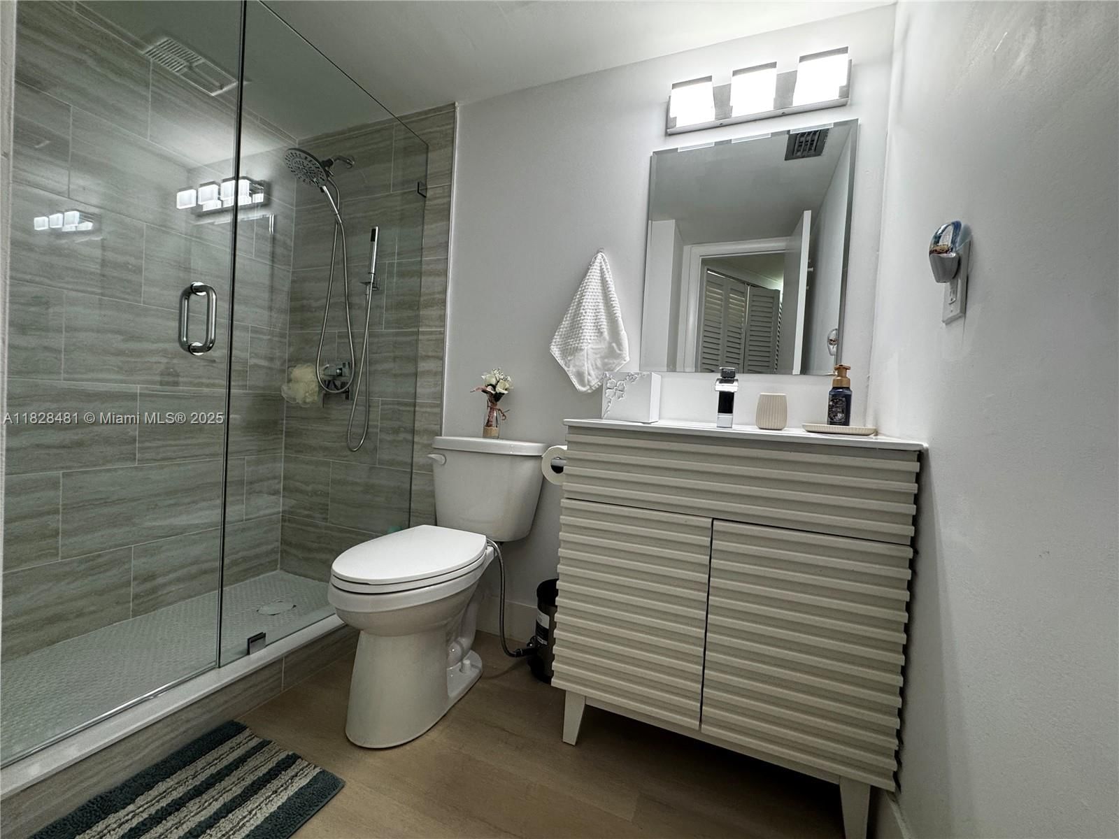 Real estate property located at 19 Abbey Ln #108, Palm Beach, Villages Of Oriole Abbey, Delray Beach, FL