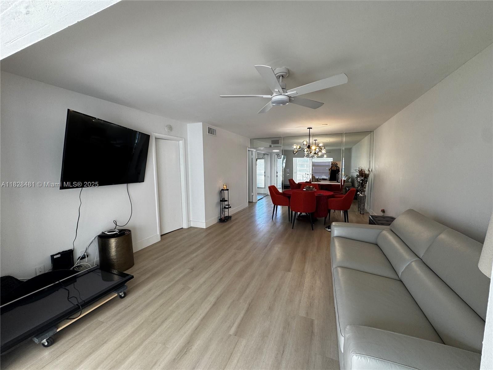 Real estate property located at 19 Abbey Ln #108, Palm Beach, Villages Of Oriole Abbey, Delray Beach, FL