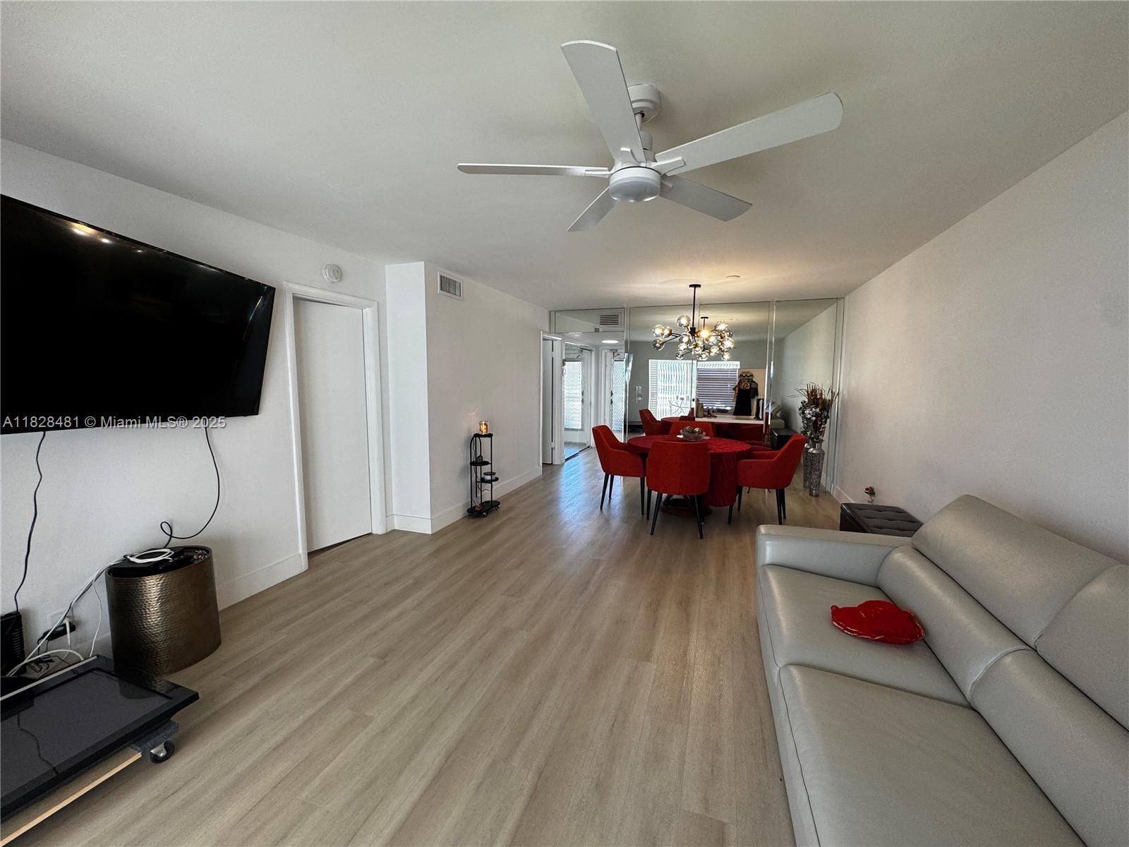 Real estate property located at 19 Abbey Ln #108, Palm Beach, Villages Of Oriole Abbey, Delray Beach, FL