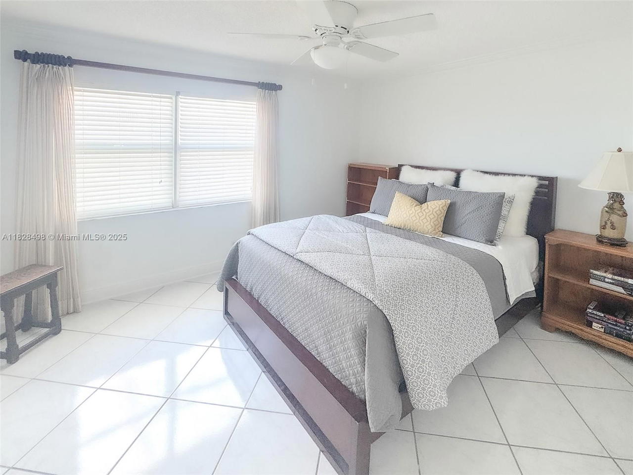 Real estate property located at 121 Golden Isles Dr #1107, Broward, Dorsey Arms Condo, Hallandale Beach, FL