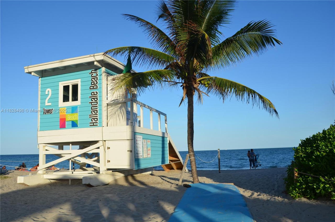 Real estate property located at 121 Golden Isles Dr #1107, Broward, Dorsey Arms Condo, Hallandale Beach, FL
