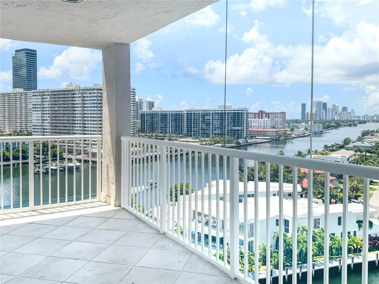 Real estate property located at 121 Golden Isles Dr #1107, Broward, Dorsey Arms Condo, Hallandale Beach, FL
