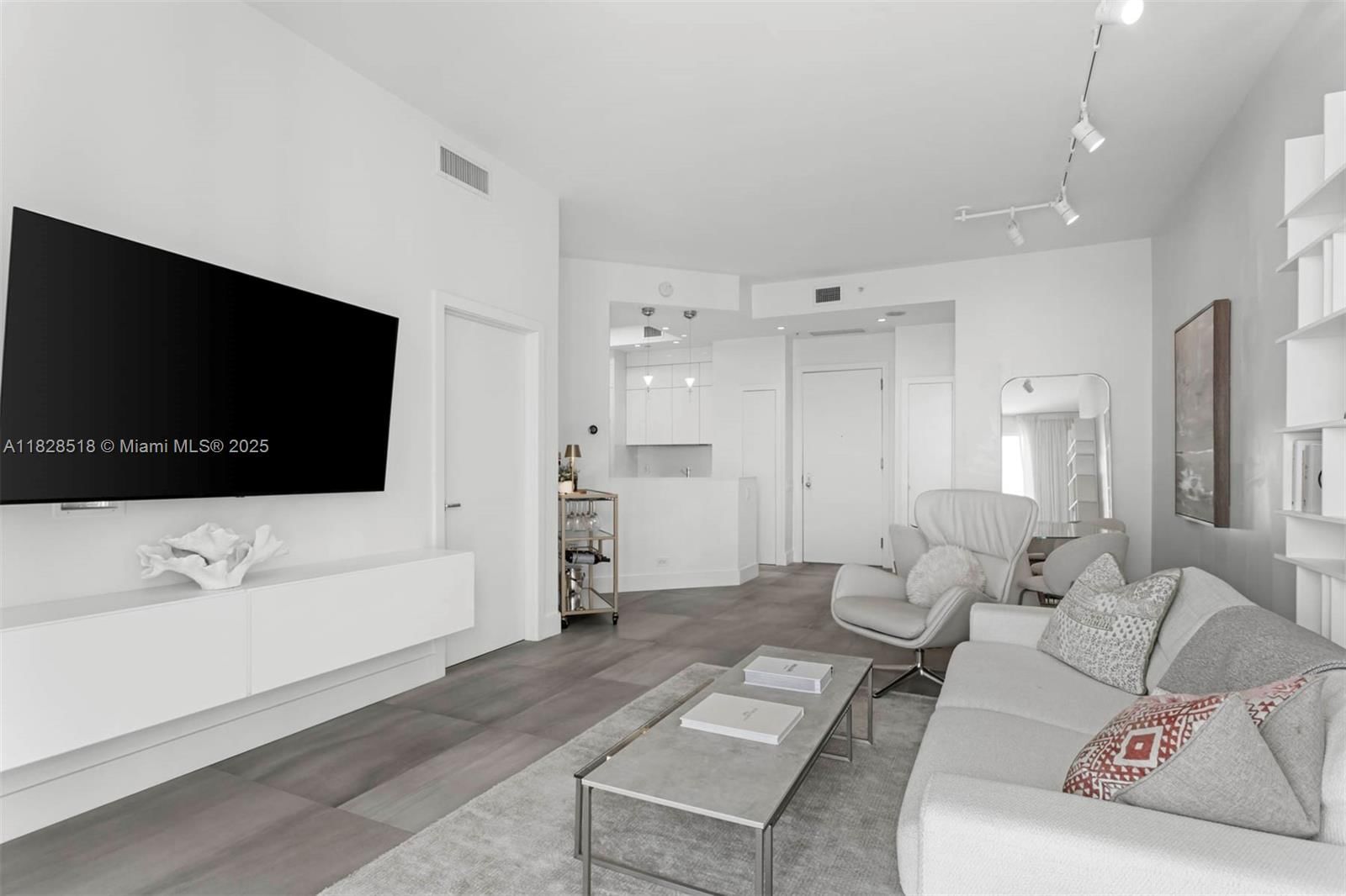 Real estate property located at 888 Brickell Key Dr #2606, Miami-dade, One Tequesta Point Condo, Miami, FL