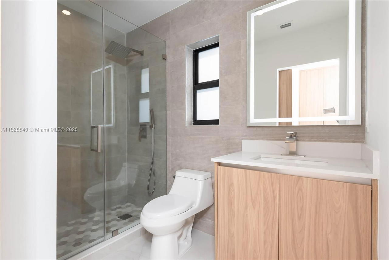 Real estate property located at 2181 20th St, Miami-dade, Shenandoah Park, Miami, FL