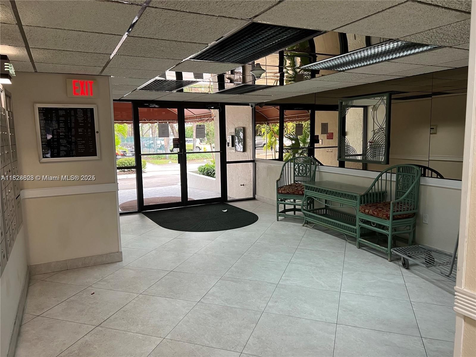 Real estate property located at 5570 44th St #509A, Broward, Inverwood Condo, Lauderhill, FL