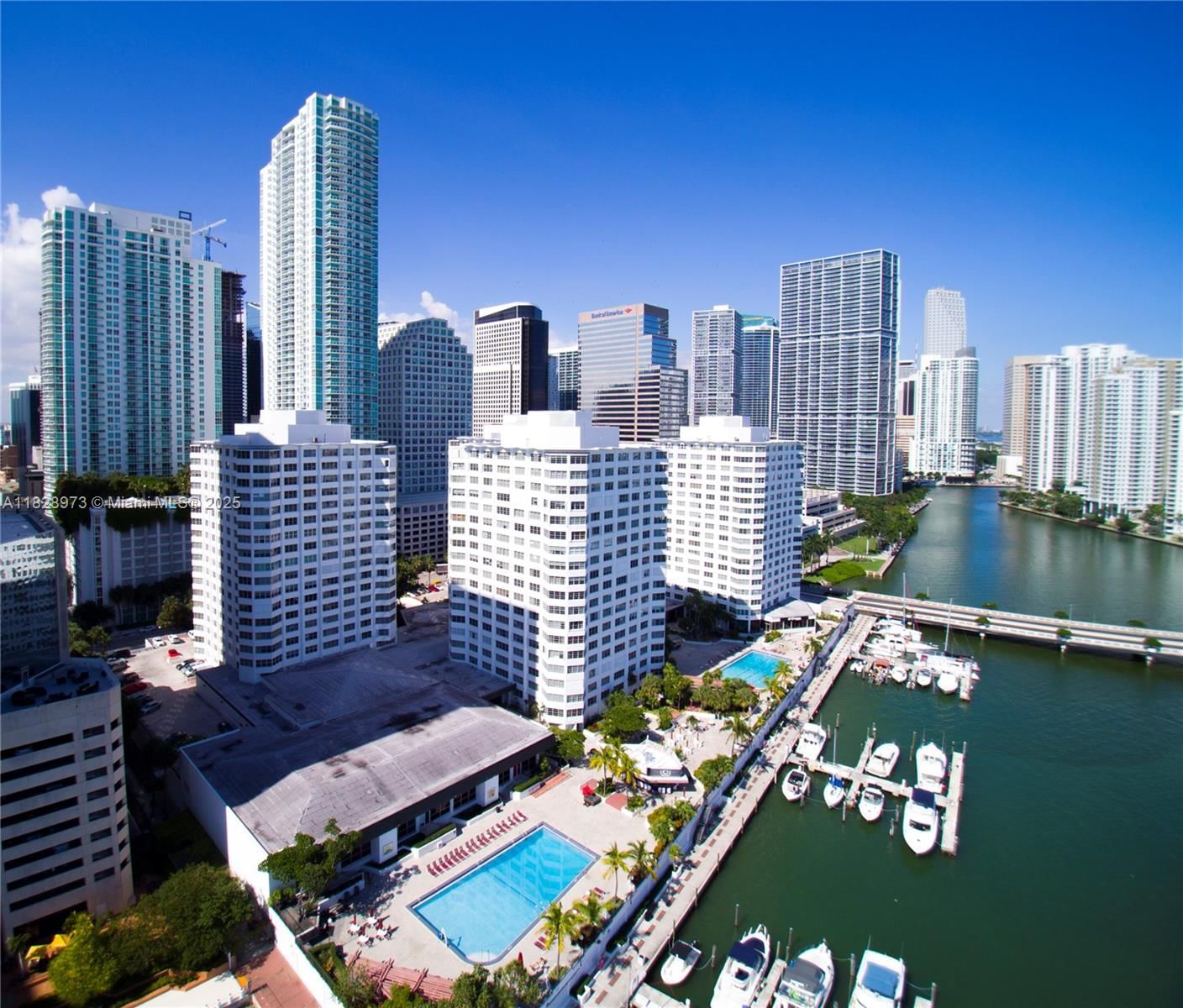 Real estate property located at 825 Brickell Bay Dr #1549, Miami-dade, Four Ambassadors Condo Ph, Miami, FL