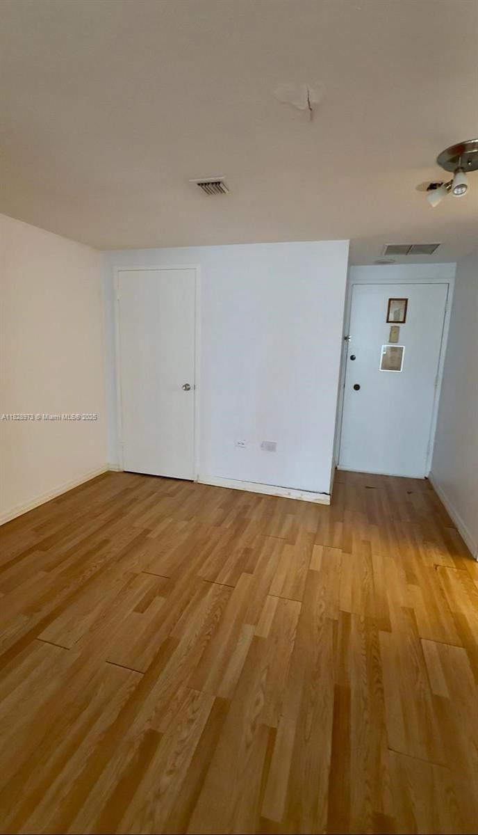 Real estate property located at 825 Brickell Bay Dr #1549, Miami-dade, Four Ambassadors Condo Ph, Miami, FL