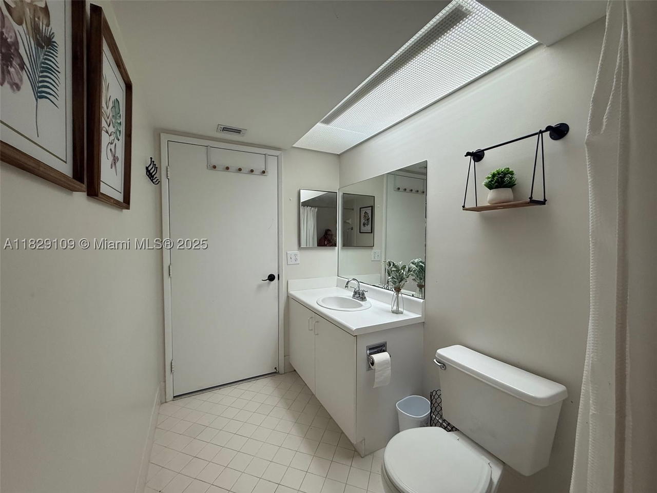 Real estate property located at 1400 137th Ave #411F, Broward, Suffolk At Century Villag, Pembroke Pines, FL
