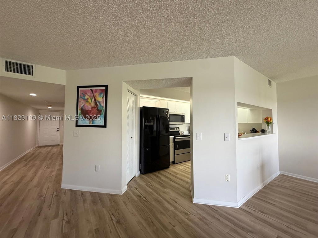 Real estate property located at 1400 137th Ave #411F, Broward, Suffolk At Century Villag, Pembroke Pines, FL
