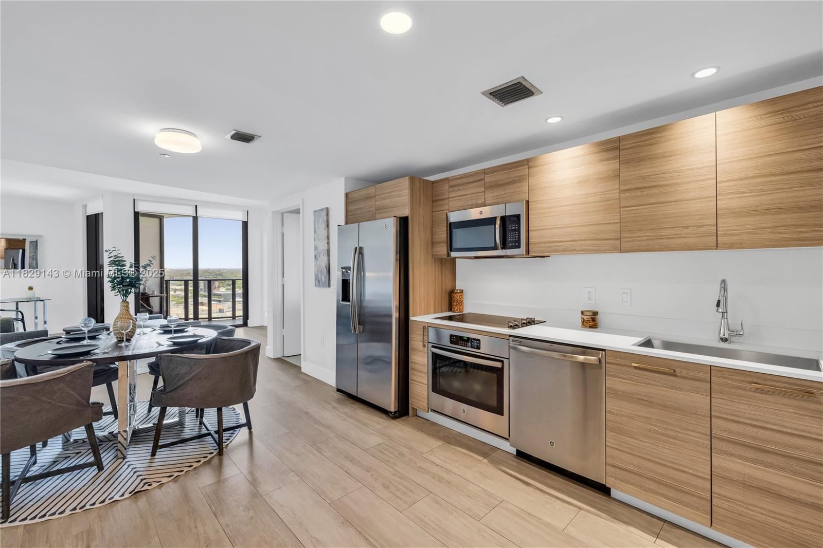 Real estate property located at 121 34th St #1514, Miami-dade, 3401 Midtown Condo, Miami, FL