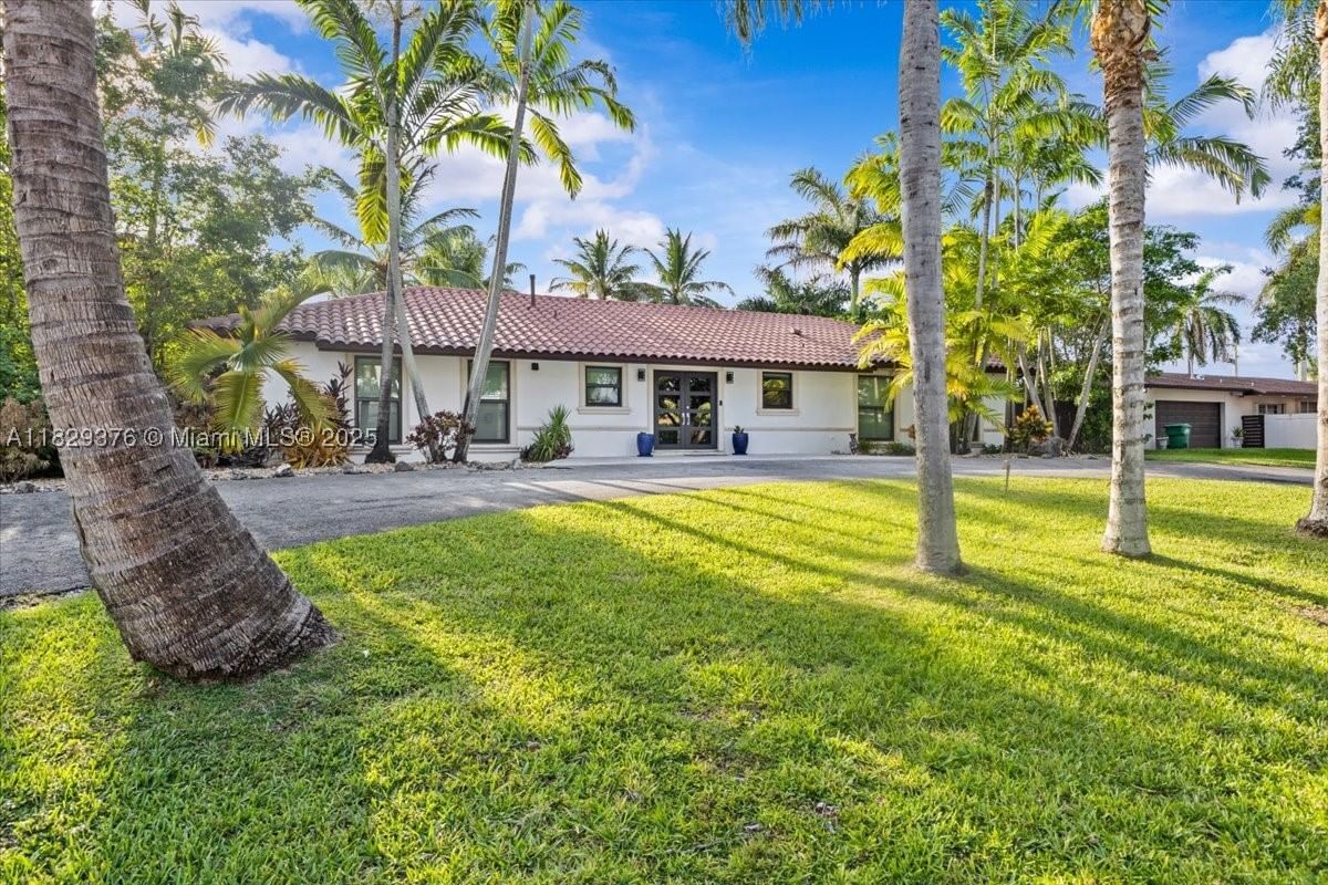 Real estate property located at 18301 86th Ave, Miami-dade, Section 22 Bel-aire, Palmetto Bay, FL