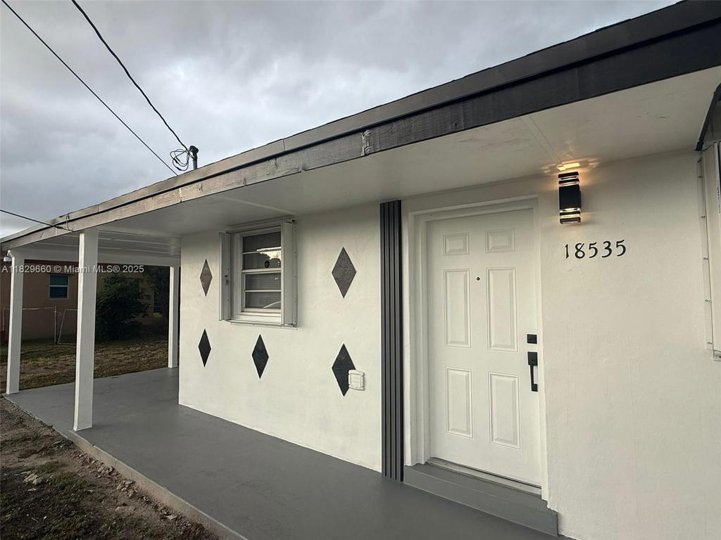 Real estate property located at 18535 39th Ct, Miami-dade, Realsite Gdns Sec 2, Miami Gardens, FL