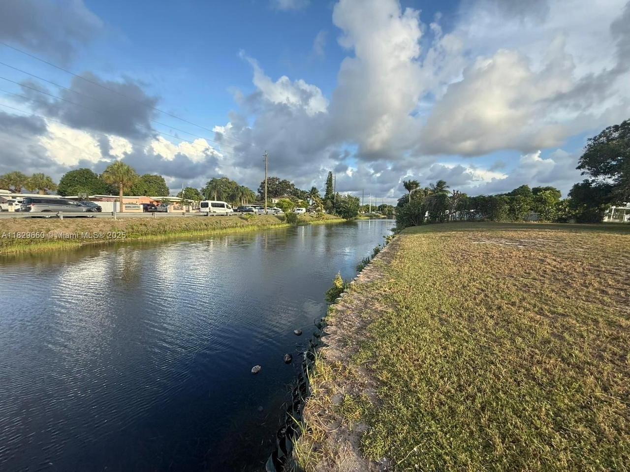 Real estate property located at 18535 39th Ct, Miami-dade, Realsite Gdns Sec 2, Miami Gardens, FL