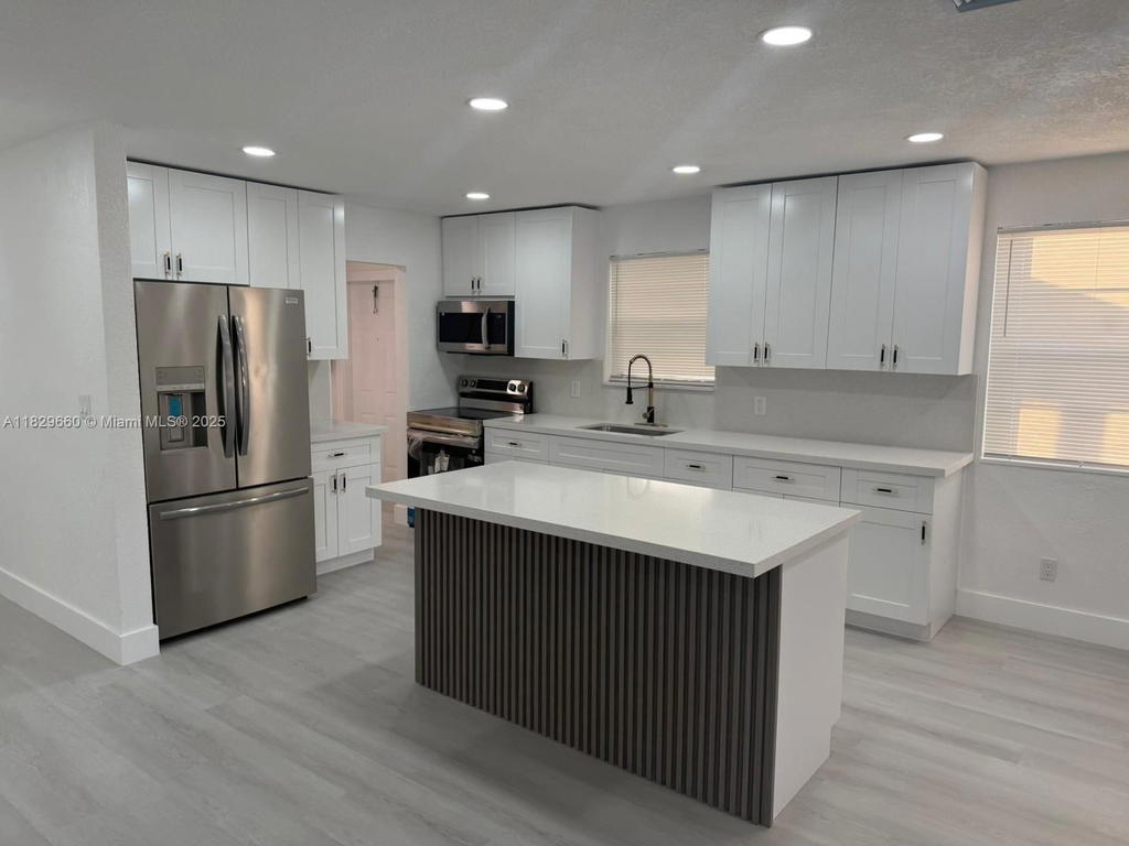 Real estate property located at 18535 39th Ct, Miami-dade, Realsite Gdns Sec 2, Miami Gardens, FL